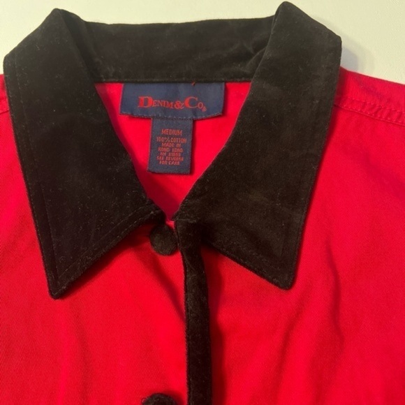 EUC Denim & Co. Women's Denim Sleeveless Vest Pockets Red Size M (R) - Picture 3 of 5